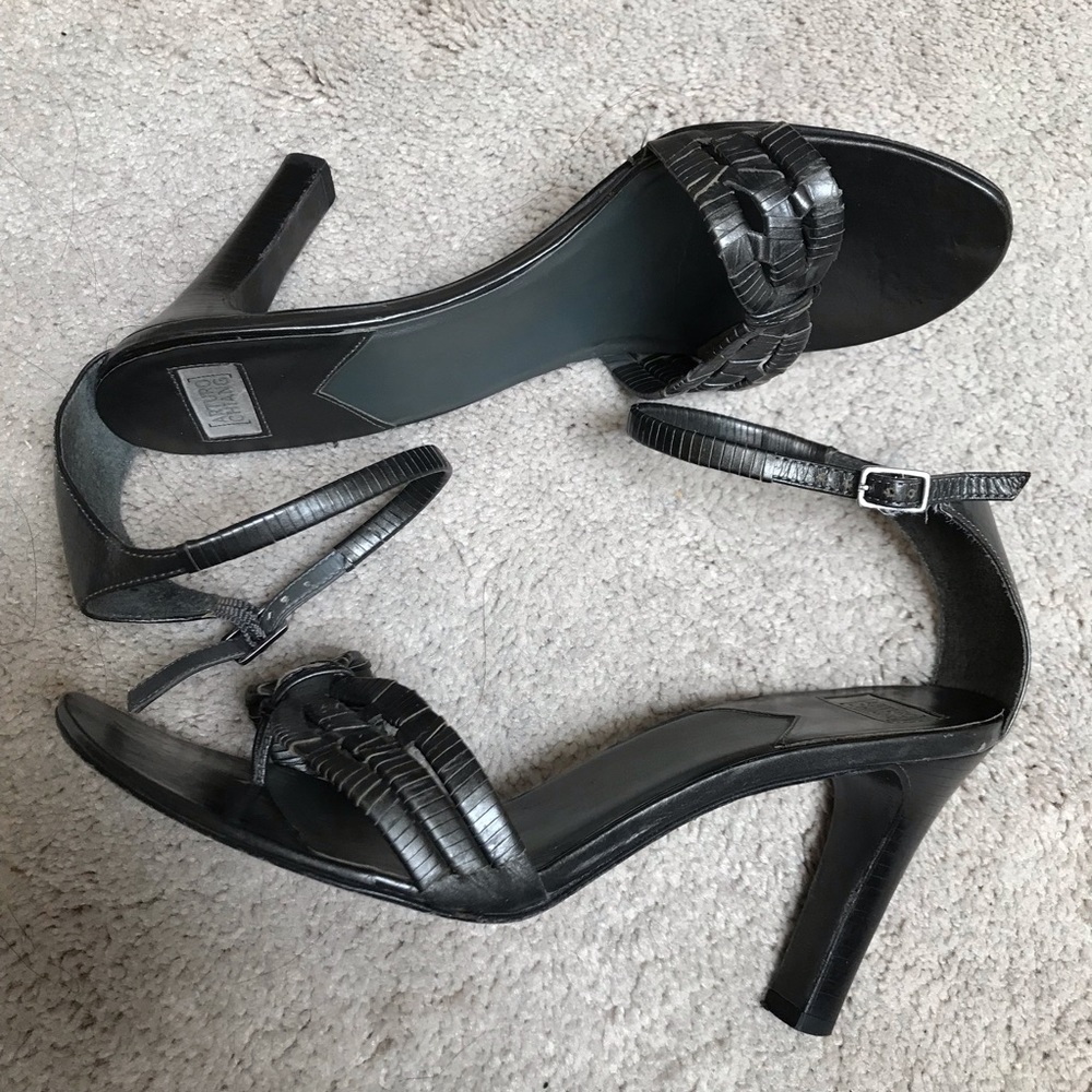 Arturo Chiang Leather Sandals - Picture 7 of 8
